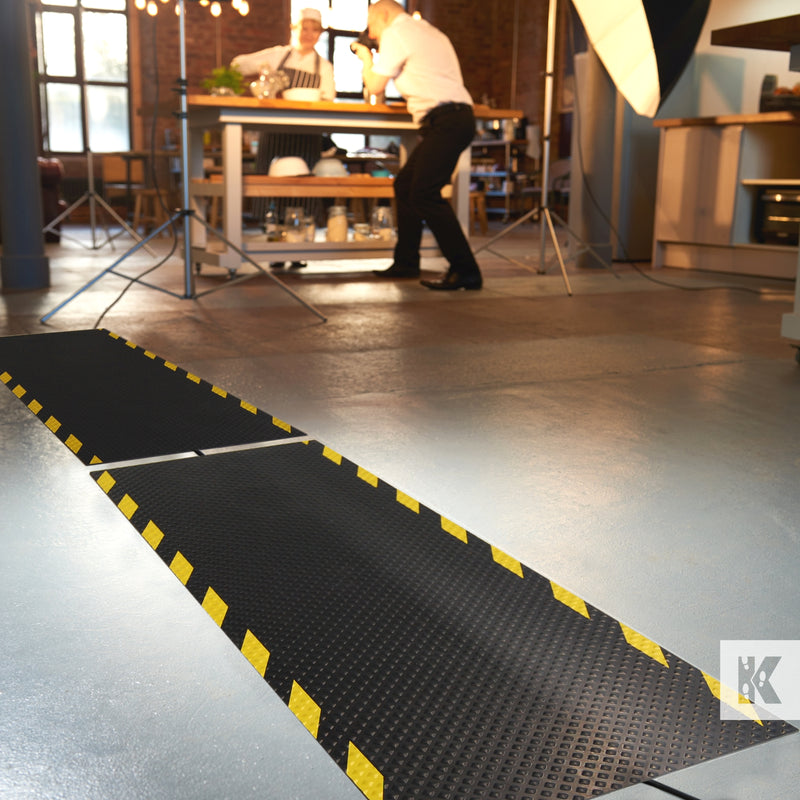 Kleen-Cable Mat Rubber - Kleen-Tex - Mats hiding wires in the workplace